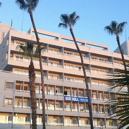 Sun Hall Aparthotel Larnaka