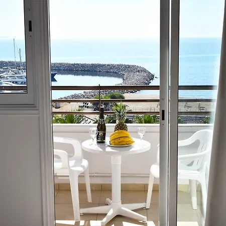 Aparthotel Sun Hall 3*