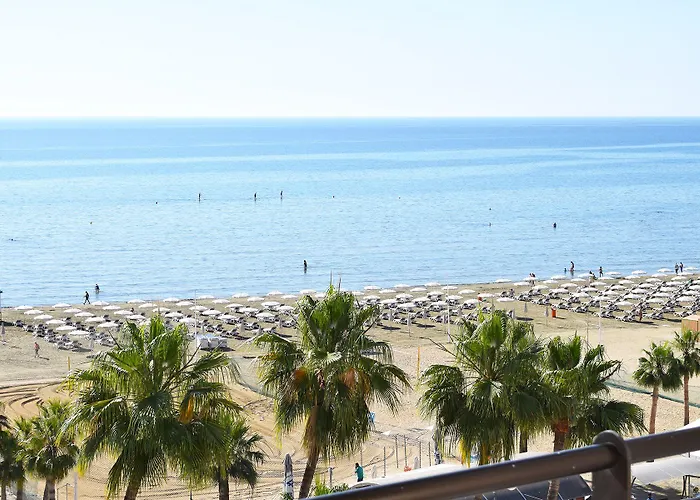 Apart-hotel Sun Hall Larnaca