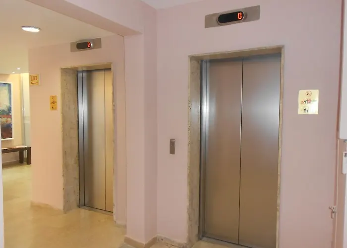 Apart-hotel Sun Hall