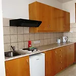 Sun Hall Aparthotel