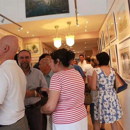 Sun Hall Apart-hotel Larnaca