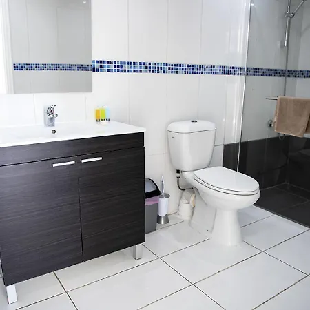 Sun Hall Apartmanhotel Lárnaka