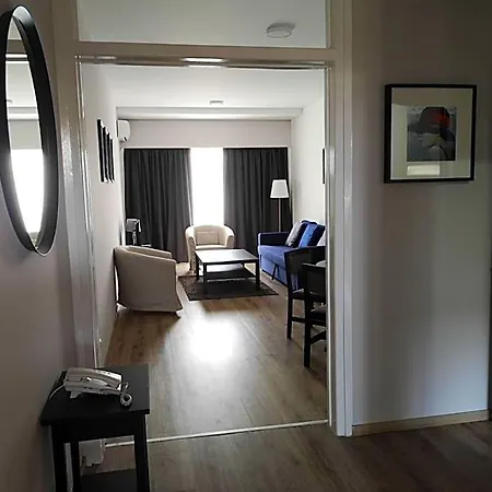 Sun Hall Apartmanhotel