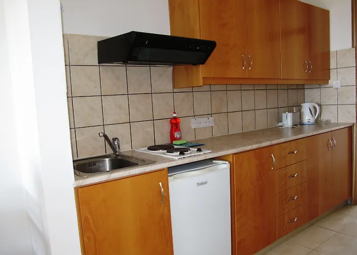 Sun Hall 3* ラルナカ