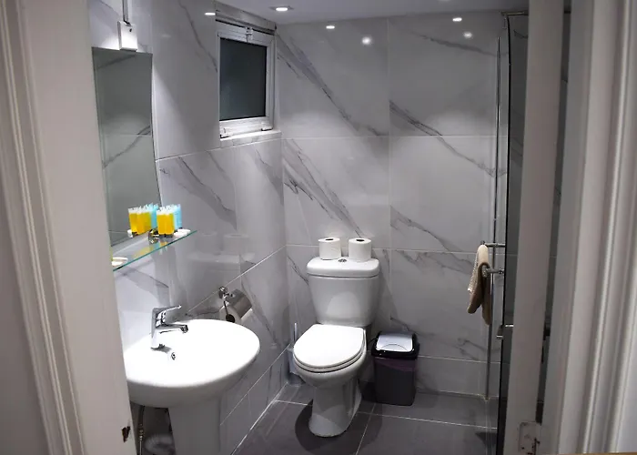 Sun Hall アパートホテル ラルナカ